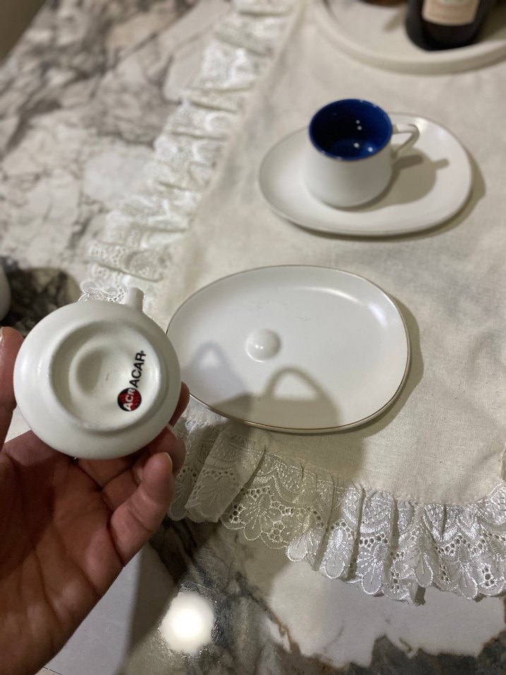 Lacivert iç detaylı beyaz fincan seti - Görsel 3