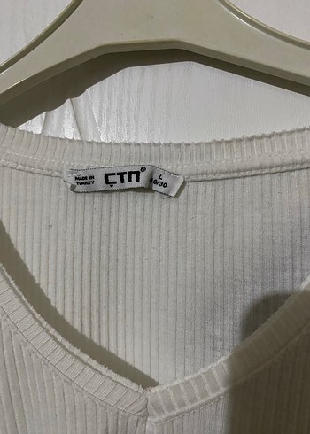 Kadın Beyaz Kısa Kollu Tişört - Görsel 3