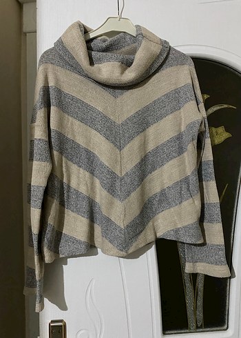 Gri Çizgili Boğazlı Kadın Triko Kazak - Görsel 2