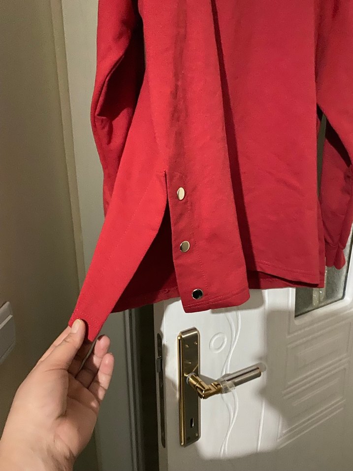 Düğmeli Kırmızı Kadın Sweatshirt - Görsel 2