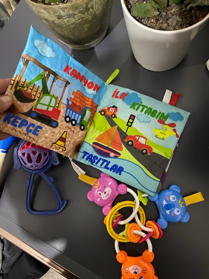 Renkli Bebek Diş Kaşıyıcısı ve Çıngırak Seti - Görsel 2