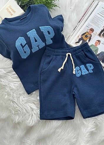 Gap GAP ERKEK ÇOCUK ŞORTLU TAKIM