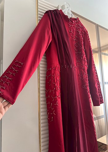 diğer Beden bordo Renk Bordo İşlemeli Uzun Drapeli Kadın Abiye Elbise