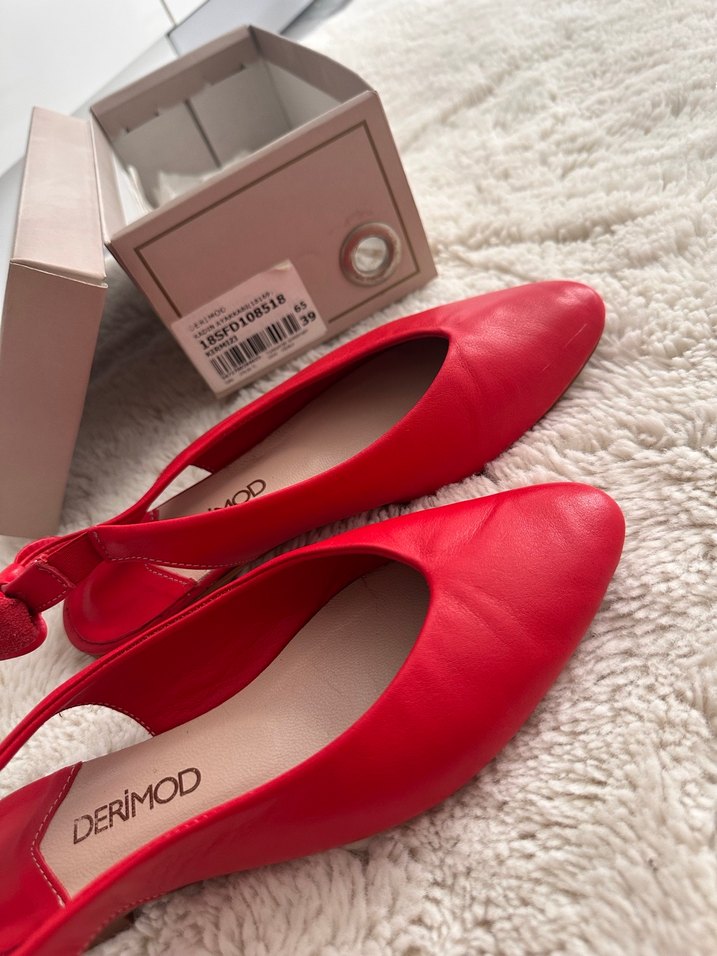 Kırmızı Deri Fiyonklu HIZLI OLAN KAPSIN  - Görsel 2