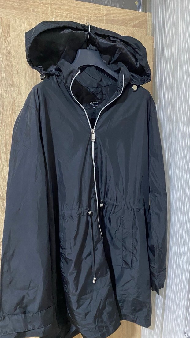 Siyah Fermuarlı Kadın Yağmurluk - Görsel 3