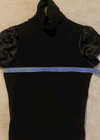H&M Siyah saten Kısa Kollu Boğazlı Kadın Bluz