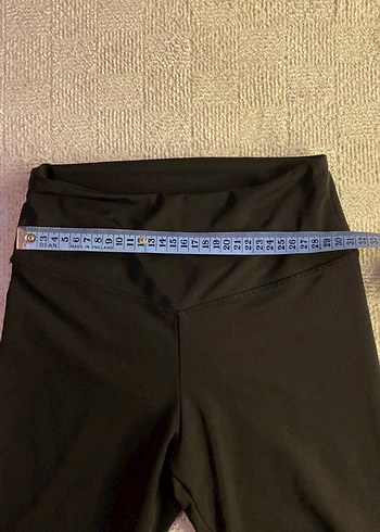 Siyah Spor Kısa Tayt - Görsel 2