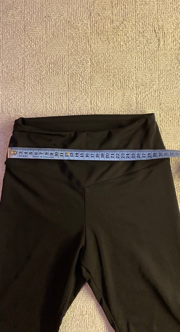 Siyah Spor Kısa Tayt - Görsel 2