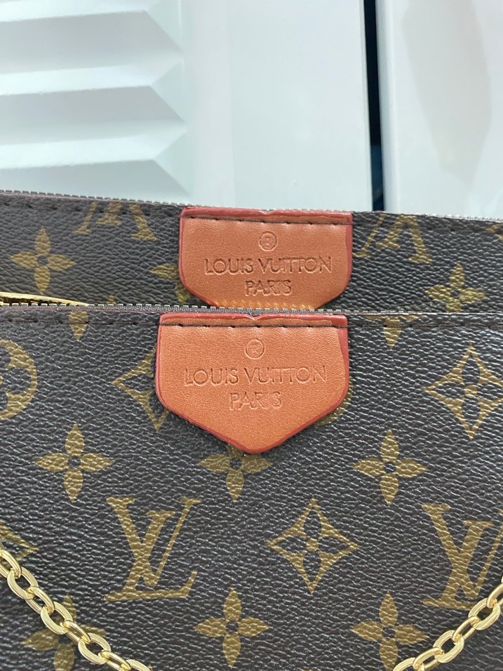 Kahverengi Desenli Zincir Detaylı Çapraz Çanta LV - Görsel 3