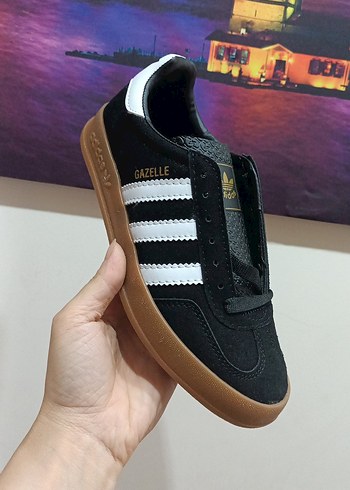 36 Beden siyah Renk Adidas Siyah Beyaz Desenli Spor Ayakkabı