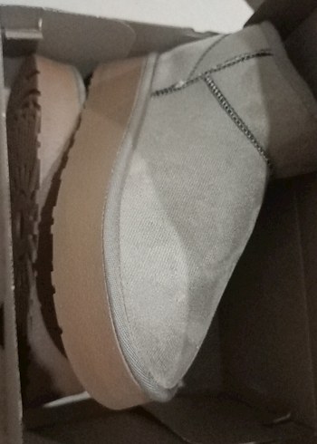 Ugg Vizon renk kürklü bot