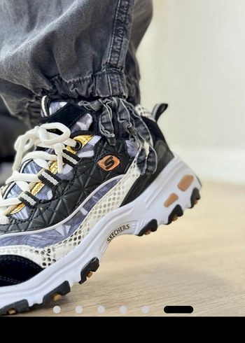 Skechers siyah