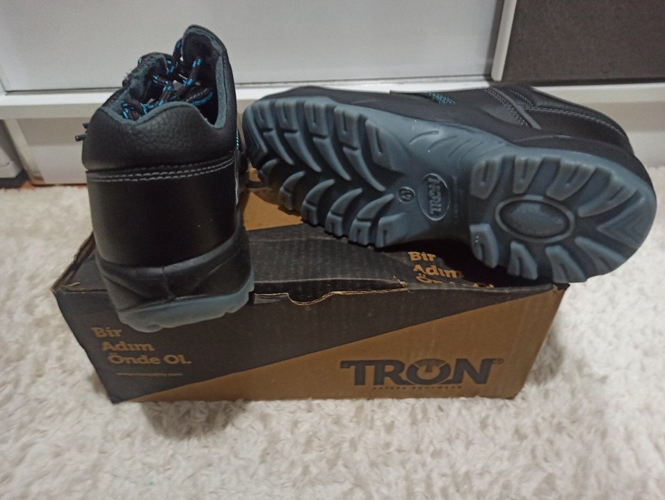 tron çelik burun iş ayakkabıları kışlık
1 yarım bot diğeri kısa - Görsel 2