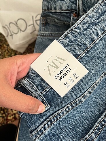 44 Beden Zara Jean