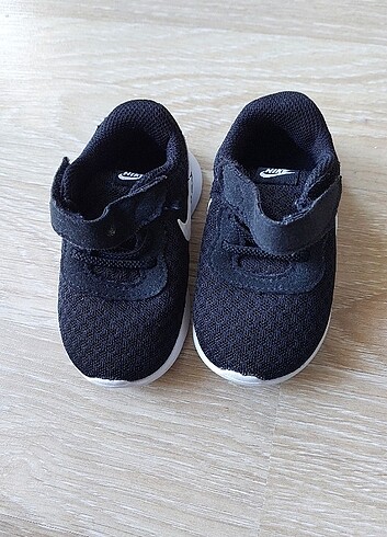 19 Beden Nike 19.5 numara bebek ayakkabisi ilkadim ayakkabi