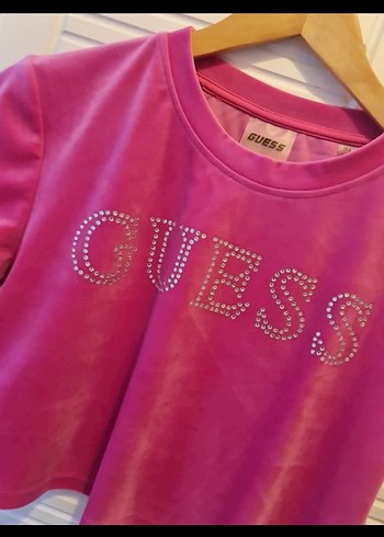 m Beden Guess Pembe Kısa Kollu Crop Tişört