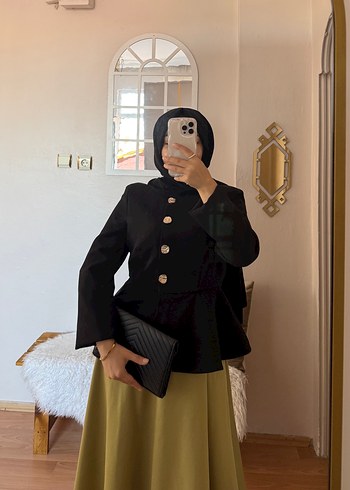 Siyah Düğmeli Uzun Kol Kadın Blazer