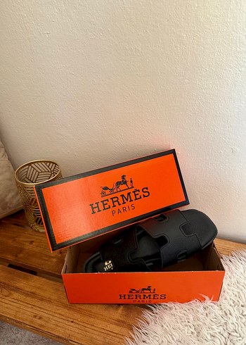 Zara Hermes Siyah Kadın Terlikler Tokalı Topuklu