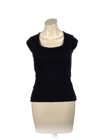 PreLoved T-shirt %70 İndirimli.