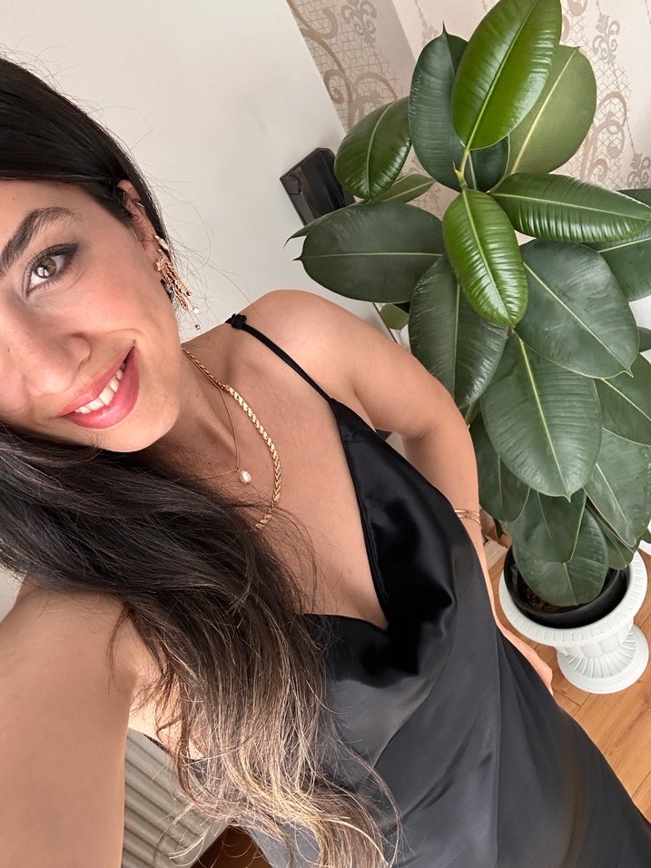 Siyah Midi Askılı V-Yaka Kadın Elbise - Görsel 5