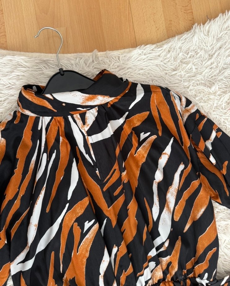 Kahverengi Zebra Desenli Kısa Kadın Elbise - Görsel 2