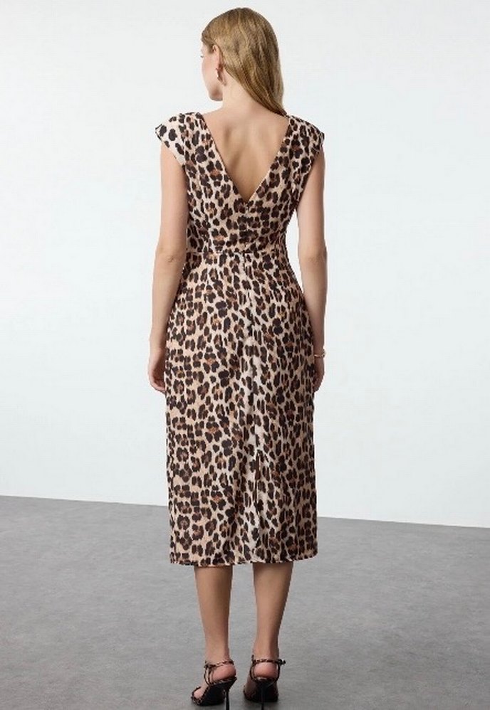 Kahverengi Leopar Desenli Elbise - Görsel 5