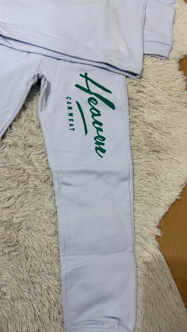 Beyaz Kapüşonlu Kadın Eşofman Takımı 
S ve M beden için uygundur - Görsel 2