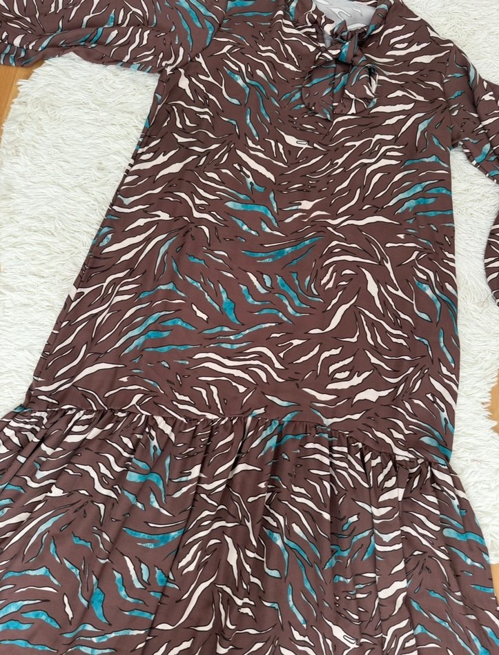 Kahverengi Zebra Desenli Uzun Kadın Elbise - Görsel 2