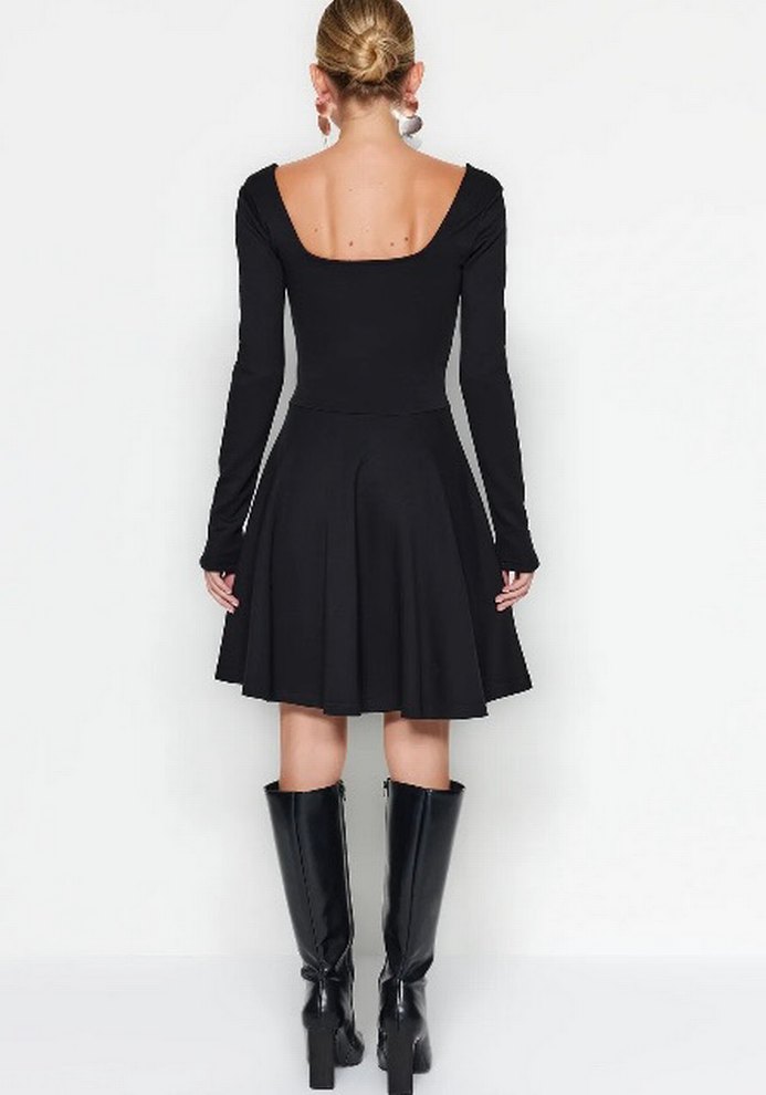 Mini elbise - Görsel 5