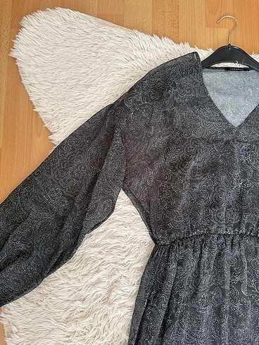 40 Beden Elbise
