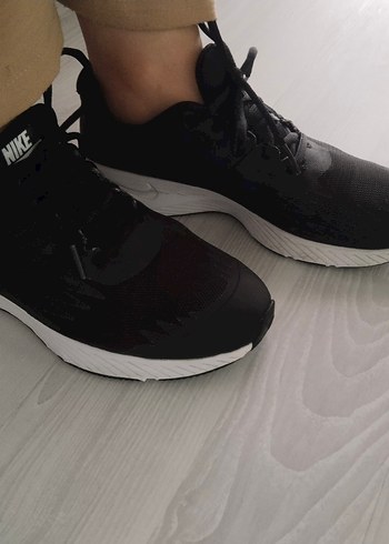 38,5 Beden siyah Renk Nike Siyah Bağcıklı Kadın Spor Ayakkabı