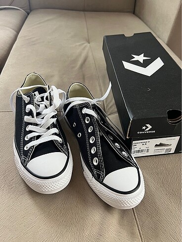 Orijinal Converse yurt disindan