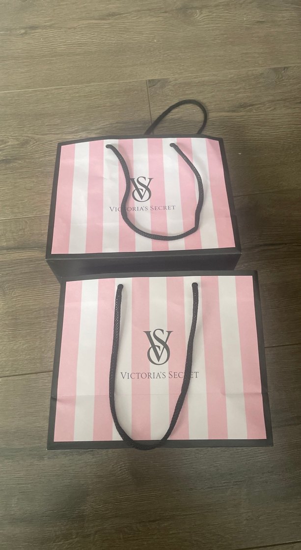 Victoria's Secret karton poşet(2 adet) - Görsel 2