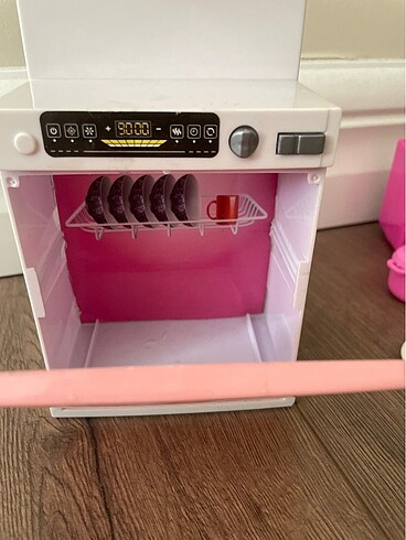 Beden Barbie mutfak gereçleri seti