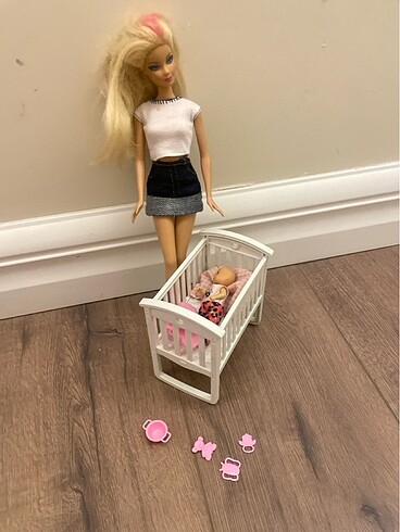 Barbie ve bebek barbie seti