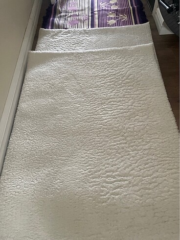 Beyaz peluş halı( 100x150 cm)-2 adet