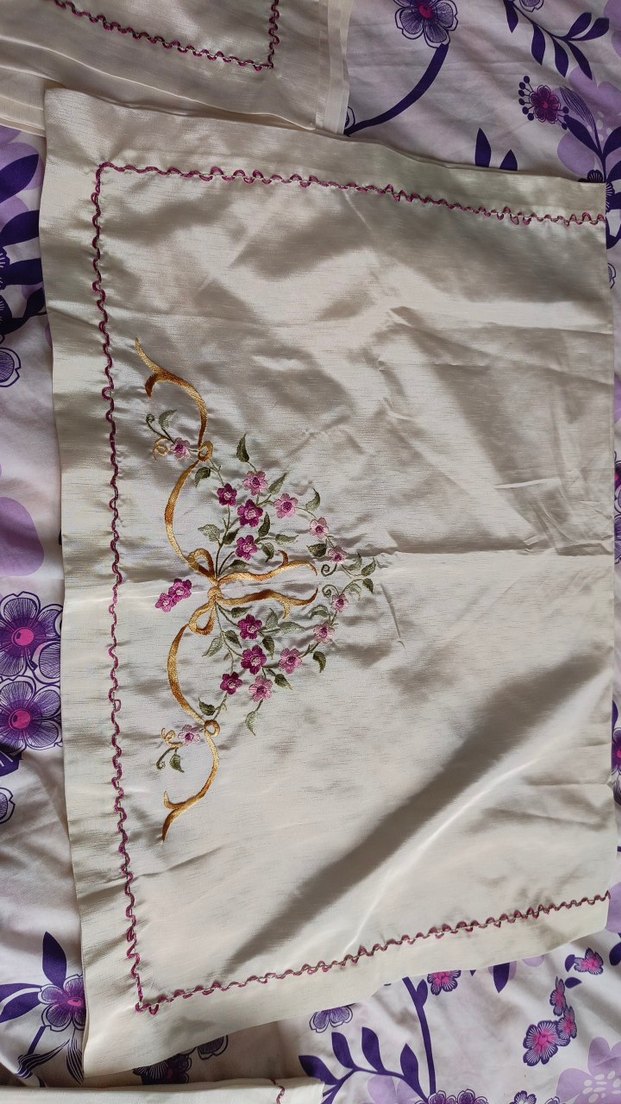 Nakışlı Beyaz Masa Örtüsü Seti - Görsel 2