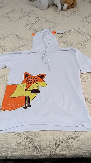 Kapşonlu t-shirt 