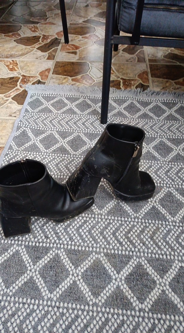 Tokalı Siyah Platform Topuklu Kadın Bot - Görsel 2