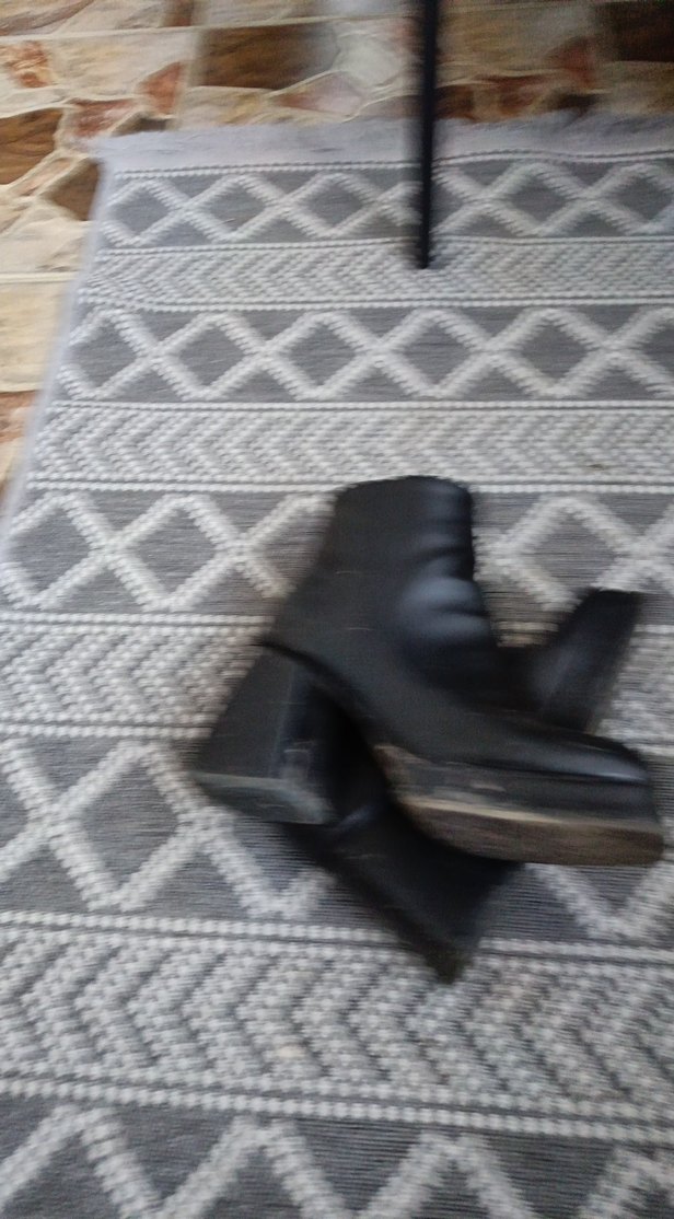 Tokalı Siyah Platform Topuklu Kadın Bot - Görsel 3