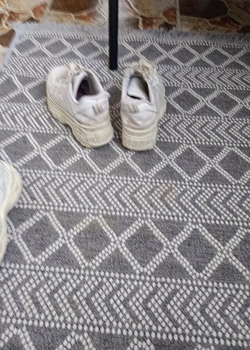 Beyaz Platform Topuklu Minimalist Kadın Spor Ayakkabı - Görsel 2