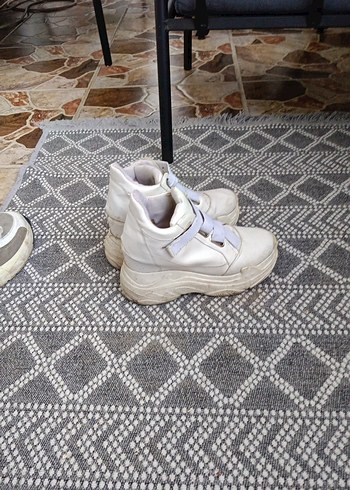 Beyaz Kadın Günlük Spor Ayakkabı - Görsel 2