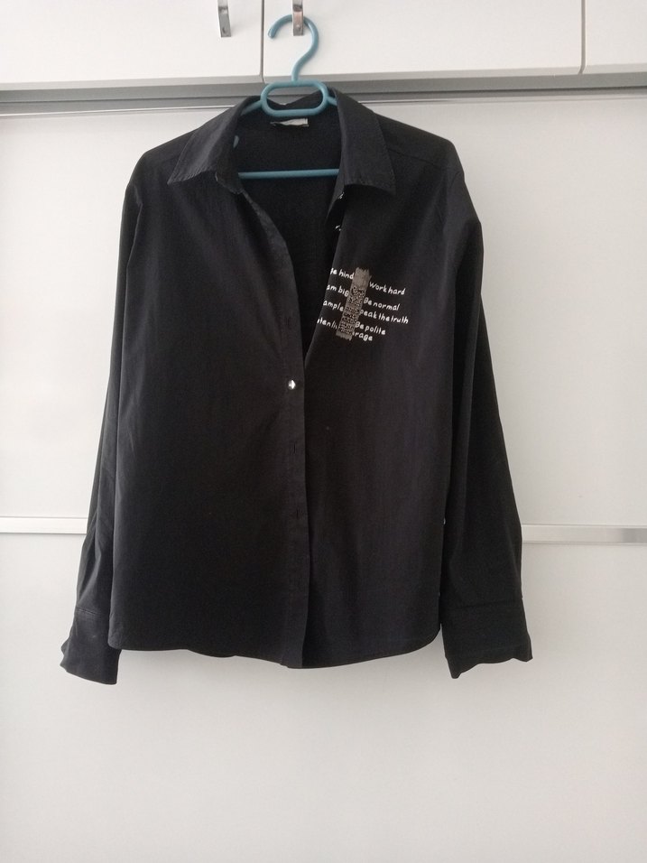 Siyah Düğmeli Uzun Kollu Kadın Gömlek spor çok şık - Görsel 2