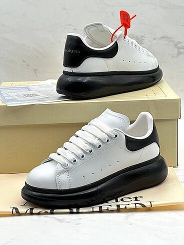 40 Beden beyaz Renk Mcqueen şeffaf 36-40