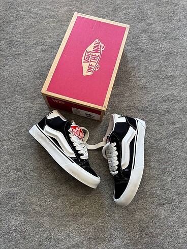 38 Beden Vans kadın