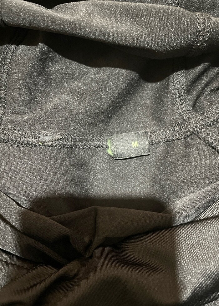 Kadın spor üst lcw ölçü iade yok - Görsel 2