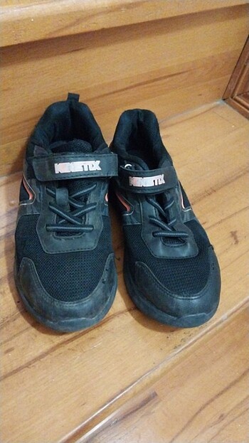 Spor ayakkabi 