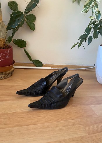 Siyah Pileli Stiletto - Görsel 5