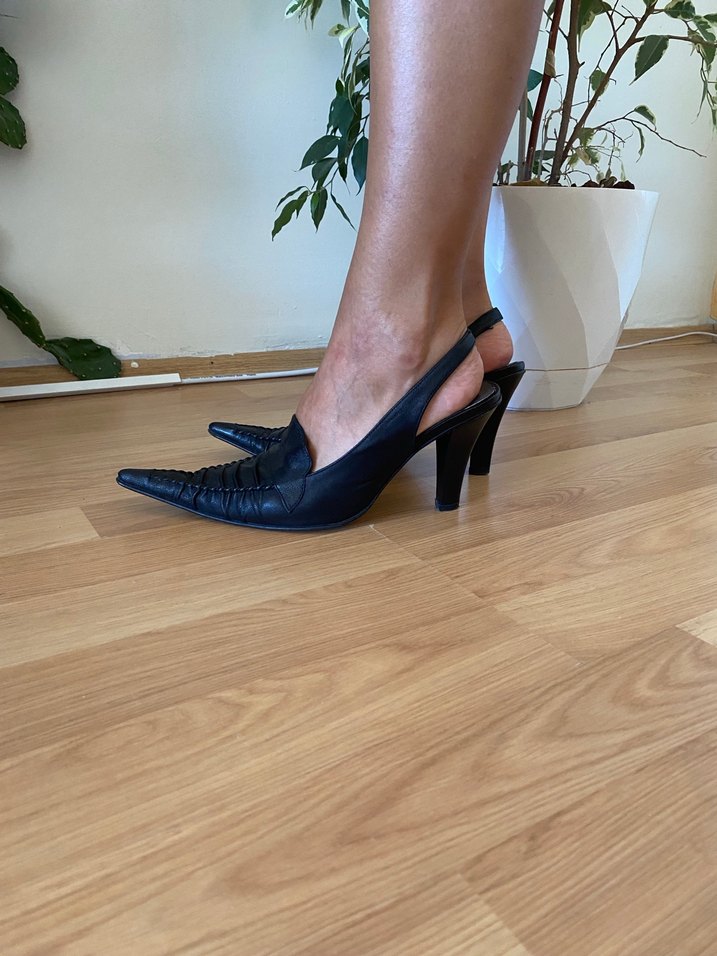 Siyah Pileli Stiletto - Görsel 2