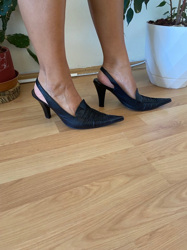 Siyah Pileli Stiletto - Görsel 4